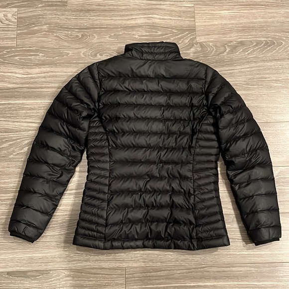 Patagonia Women’s Black Down Jacket - Picture 3 of 3